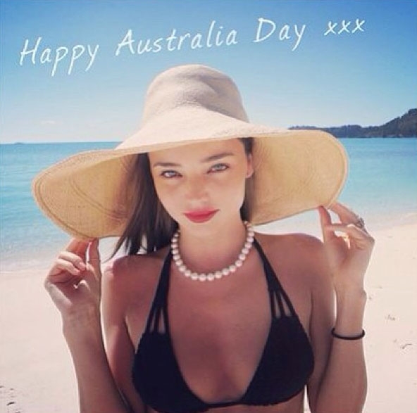 
	
	Người mẫu Miranda Kerr chia sẻ hình ảnh đi nghỉ ở Australia.